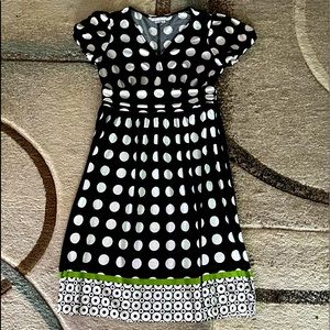 Ladies London Times Black/White Polka Dot Dress Size 10. In Great condition.